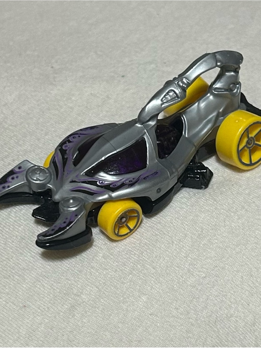 Hot Wheels Scorpedo (Silver / Street Beasts)